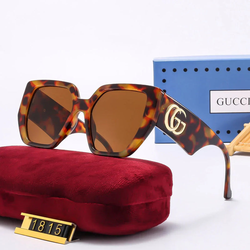 СУНЧАНЕ НАОЧАРЕ У КВАДРАТОМ ОКВИРУ 1815