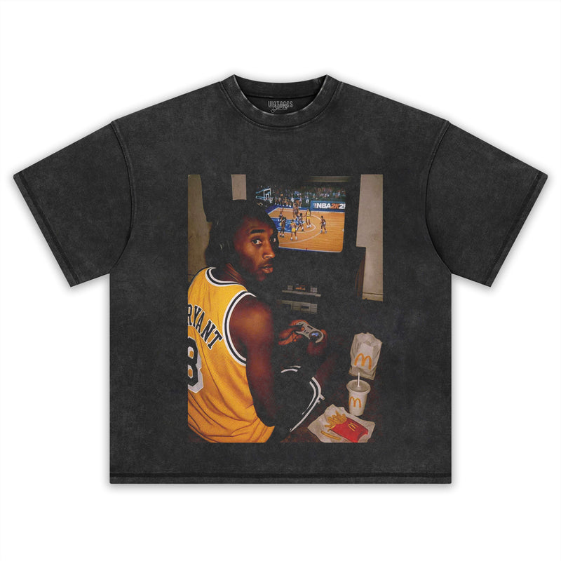 ΕΥΤΥΧΙΣΜΕΝΟΣ ΧΡΟΝΟΣ ΤΟΥ KOBE ΜΕ ΑΓΩΝΕΣ ΜΠΑΣΚΕΤ V2 TEE