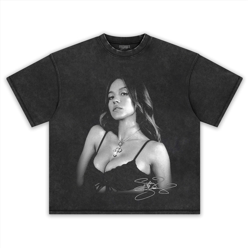 SYDNEY SWEENEY V10 TEE